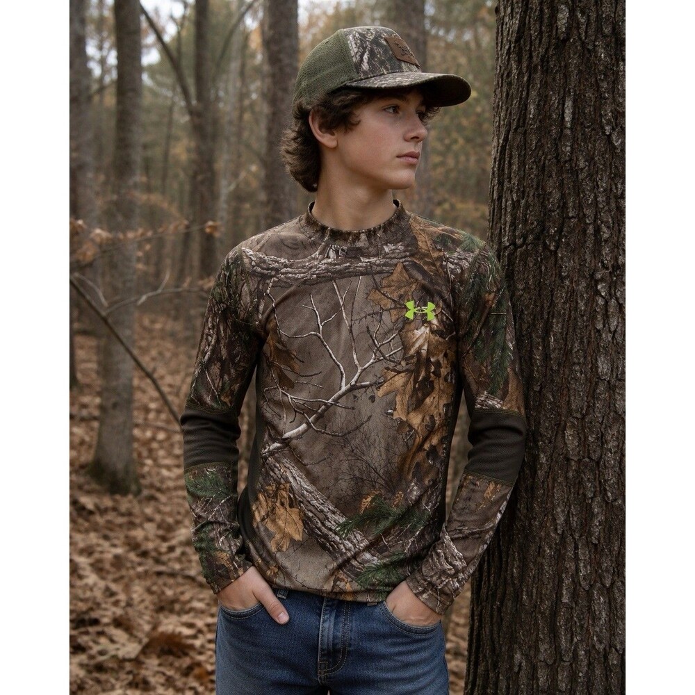 Under Armour Cold Gear Scent Control Fitted Compression Shirt Realtree Youth XL